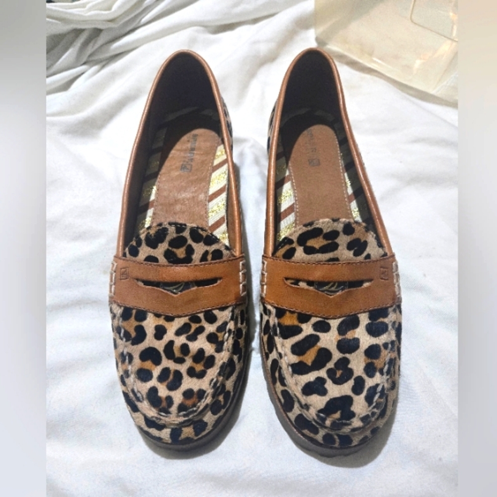 Sperry TS Leopard Calf Hair Penny Loafer sz 8.5m